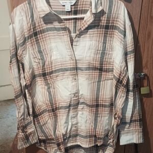 Old Navy Plaid Boyfriend Shirt in Pink and Brown